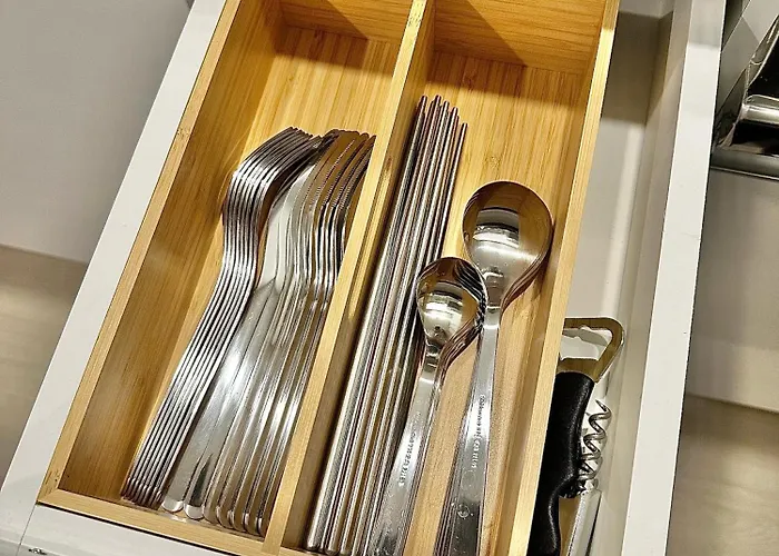 아파트 Open Special Price L Guui Station 5 Minutes L 3 L 4 Beds L Up To 8 People L Netflix L Sungsoo, Jamsil, Gangnam